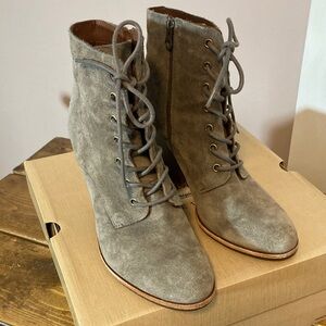 Korkease Elfa Gray Suede Bootie
